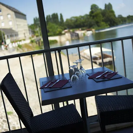 Les Ondines Otel Les Hauts-d'Anjou