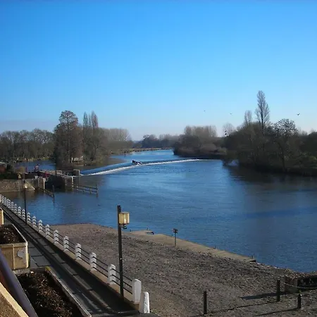 Les Ondines Hotel 2*