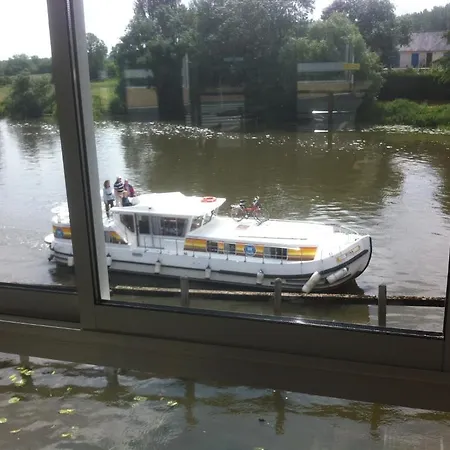 Les Ondines 호텔 2*