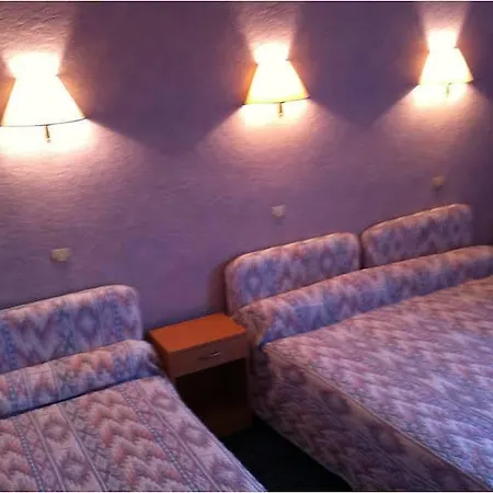 Les Ondines 2* Les Hauts-d'Anjou