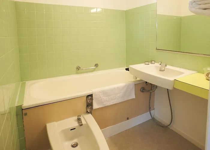 Les Ondines Hotel 2*