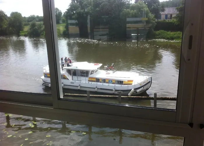 Les Ondines מלון 2*