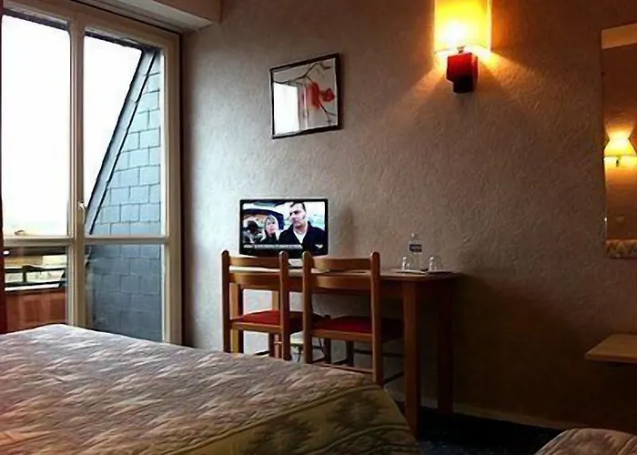 Les Ondines 2* Les Hauts-d'Anjou