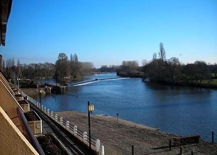 Les Ondines Hotel 2*