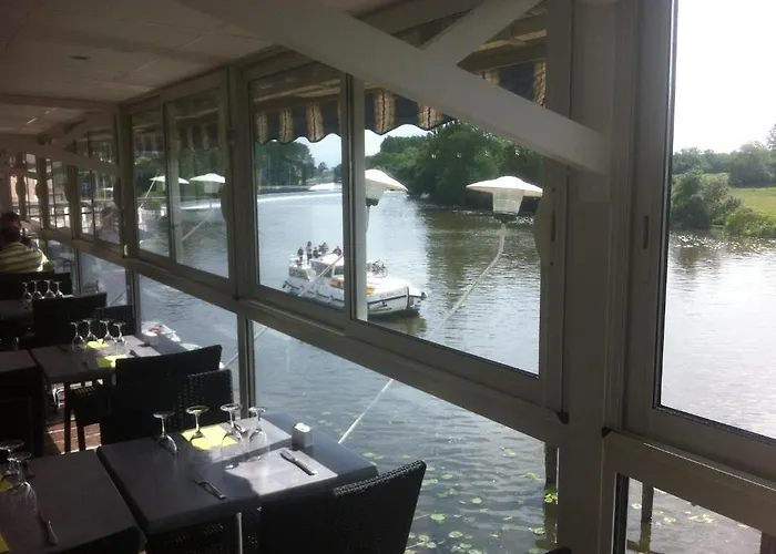 Les Ondines 2* Les Hauts-d'Anjou